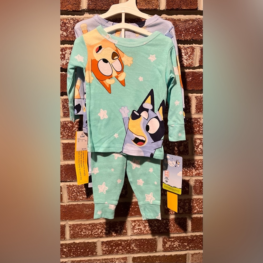Bluey Kids Pajamas  2 pairs $15!!!!👶🏻👶🏻
